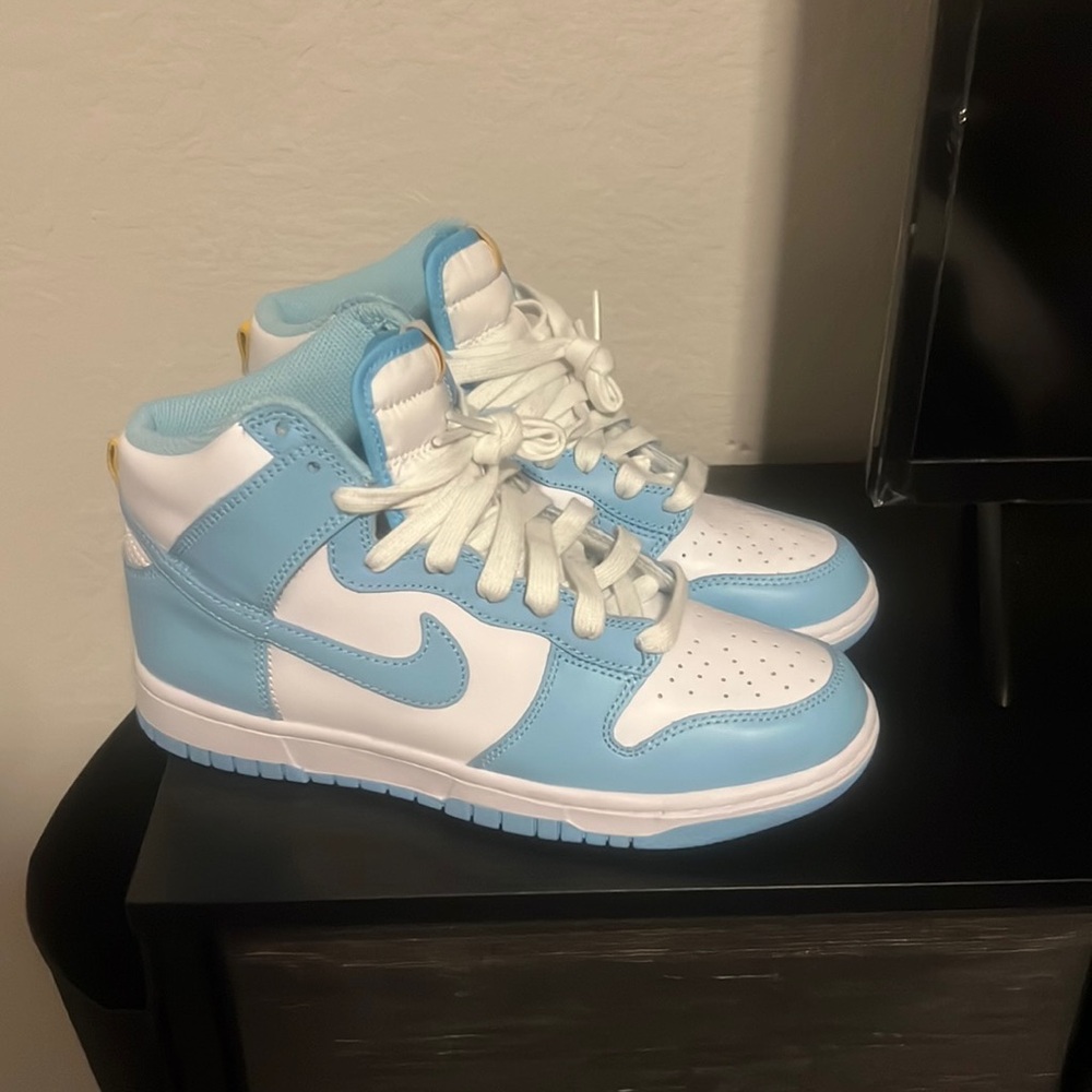 KIDS NIKE HIGH TOP DUNKS